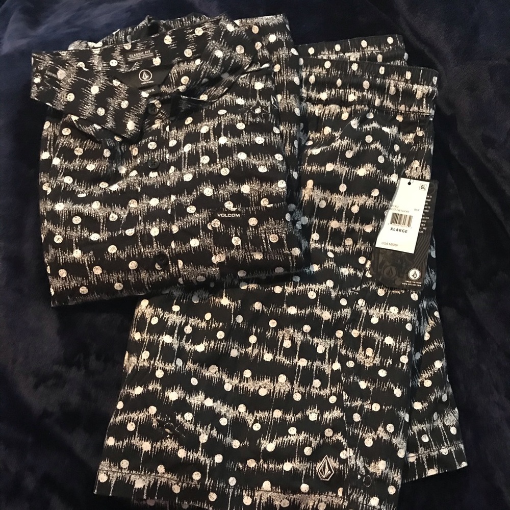 Volcom Shirt and Board Short Set